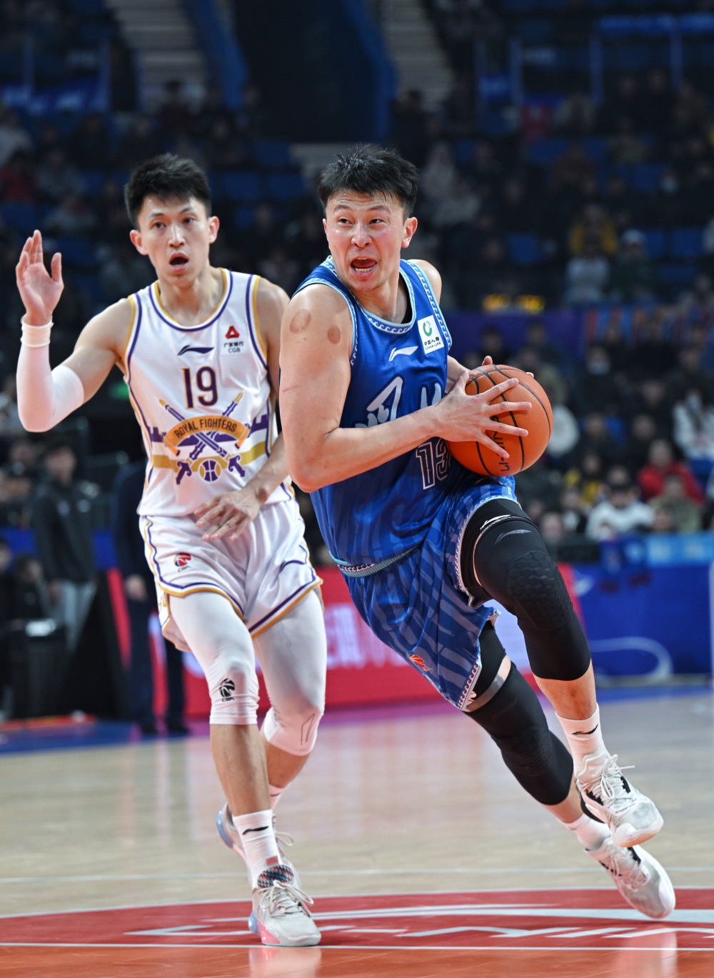 四川金强队备战努力，矢志夺取对手的胜利