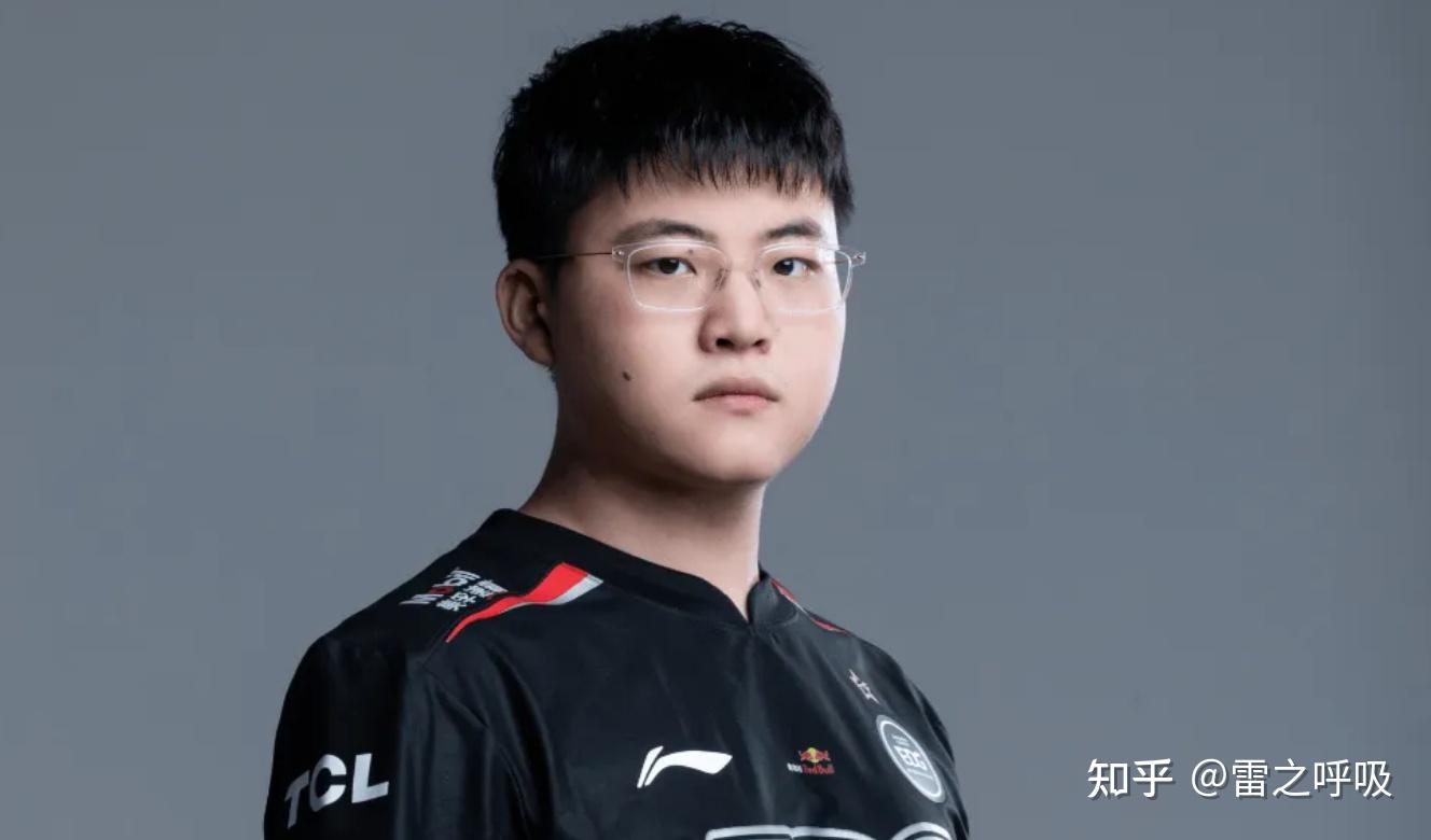 Uzi新星出色防守表现惊艳，雄鹿未来可期！